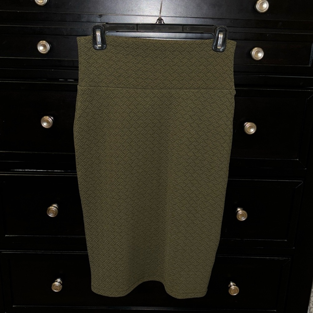 Lularoe size small skirt green
